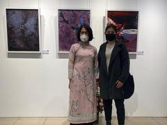 Solo exhibition shows Art Brut paintings