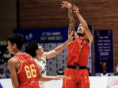 Hosts beat Malaysia for hopes of basketball medal