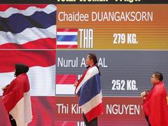 Thailand dominate weightlifting