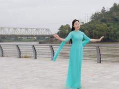 Folk singer releases new MVs praising homeland and traditional values