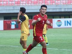 10-man Việt Nam U19s win against Brunei