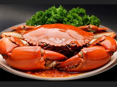 Cà Mau crab dishes recognised as VN specialties by VietKings