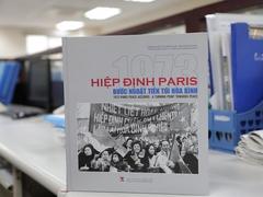 Vietnam News Agency launches photo book on Paris Peace Accords