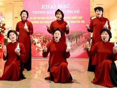 Exhibition showcasing worship of Hùng Kings and xoan singing in Đắk Lắk Province