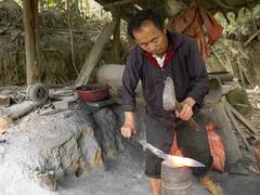 Mông people's blacksmithing in Điện Biên recognised as National Heritage