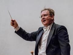 Polish conductor to lead concert at Opera House