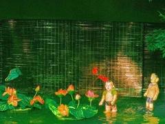 Private theatre offers water puppet shows