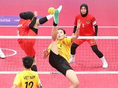 Talented Ngọc Yến kicks on in sepak takraw