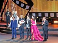 'Tro Tàn Rực Rỡ' wins various awards at national film festival