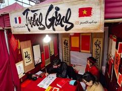 Vietnamese calligraphy nurtures French scholar’s soul