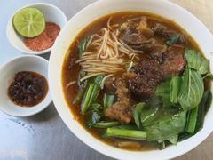 Spicy beef noodle soup of Bạc Liêu lures foodies