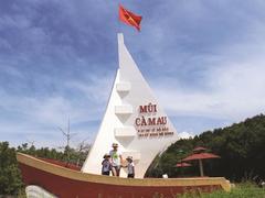 Cà Mau seeks to lure tourists with new entertainment