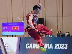 Hữu tops wushu nandao and nangun podium