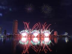 Australia, Italy wow spectators at fireworks fest