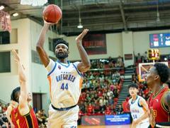 Hanoi Buffaloes ended Saigon Heat's winning streak