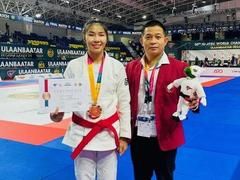 Jujitsu fighters bring home medals