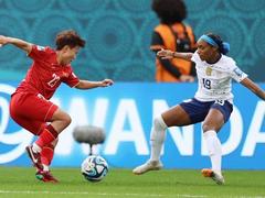 Midfielder Thùy plays at World Cup to fulfil her late father's dream