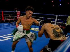 Long lifts WBC Asia belt after KO win