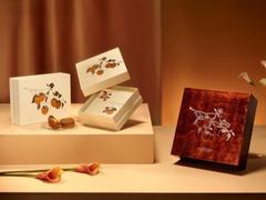 Park Hyatt Saigon introduces new mooncake collection inspired by persimmon