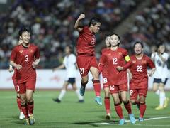 Small forward Sự shows size doesn't matter in World Cup