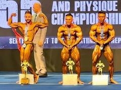 Vietnamese bodybuilders top Asian championship