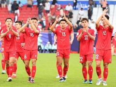 Việt Nam performs well despite loss, says Troussier