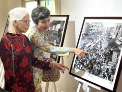 Photo exhibition evokes memories of Hà Nội