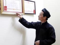 Artisan Hiệp works to preserve quan họ singing