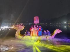 Creative show presents legend of Hoàn Kiếm Lake