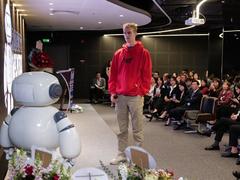 Robot that can identify human characteristics launched
