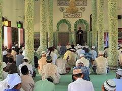 Chăm Muslim communities in An Giang Province celebrate Ramadan month