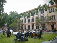 National musicians perform at museum