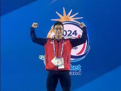 Weightlifter Vinh secures Olympic spot for Việt Nam