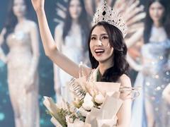 Foreign Trade student becomes 1st Miss Tourism Ambassador Việt Nam