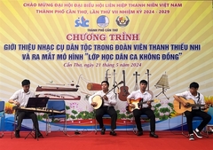 Cần Thơ launches free folk music classes for students