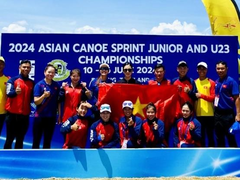 Canoeists take six golds from continental competitions