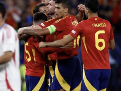 Euro round up: Spain qualify, England feel pressure, Jovic rescues Serbia in stoppage time