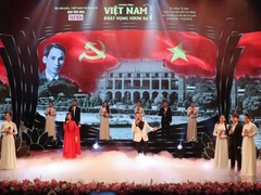 Art programme marks 76th anniversary of President Hồ Chí Minh’s appeal for patriotism