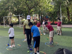 Golf introduced to schools to be more popularise in community
