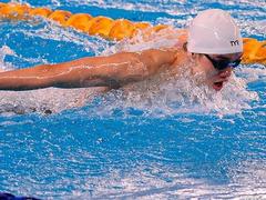 Swimmer Huy Hoàng aspires to surpass himself