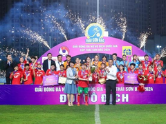 HCM City receive 13th national championship trophy