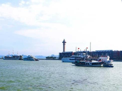 Hạ Long city welcoming tourists back