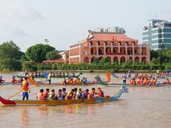 Numerous activities in response to HCM City River Festival 2024