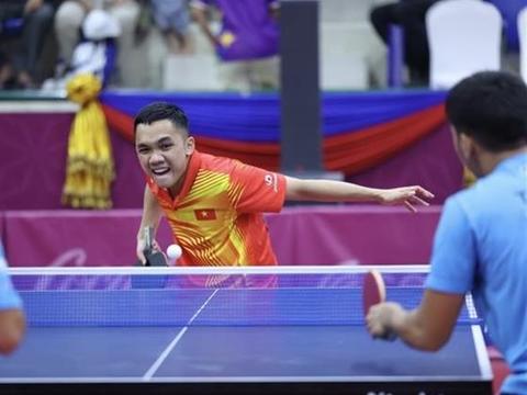 Table tennis players keep eyes on Olympics after 15 years