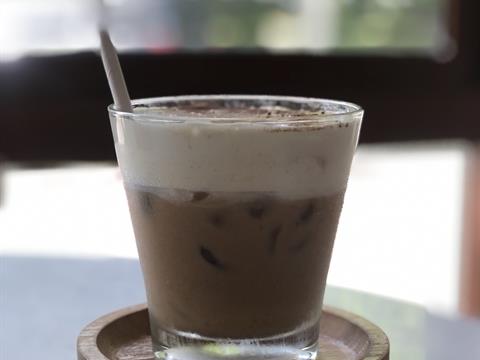 Salt coffee, a Huế delicacy, conquers Hà Nội taste buds