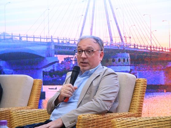 Fostering relations between French and Vietnamese cinema: French Attache